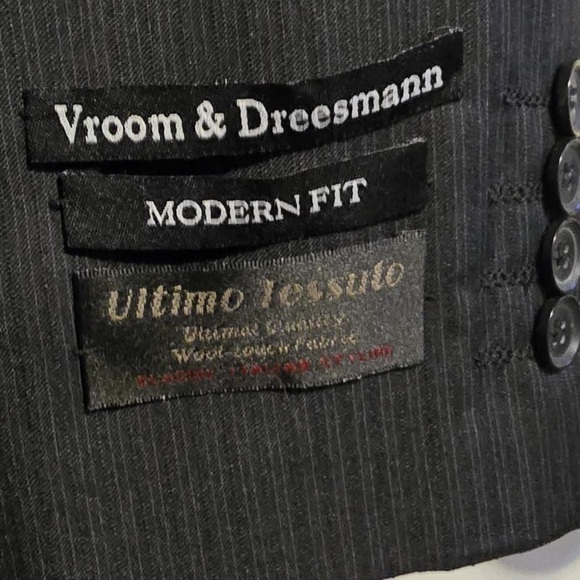 Black Coat Classic Tailoring Versatile Design vroom & Dreesmann - Picture 4 of 9